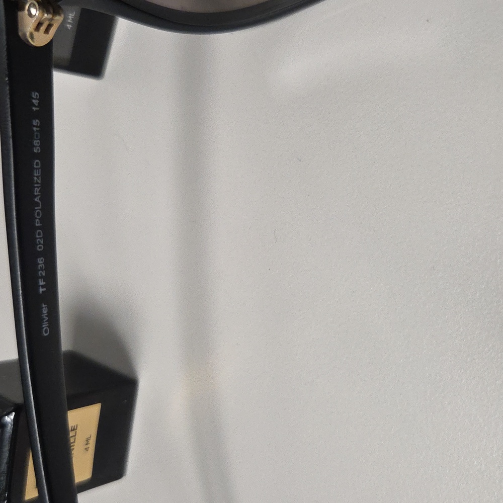 Matte Black Tom Ford Men's Sunglasses - Picture 6 of 7